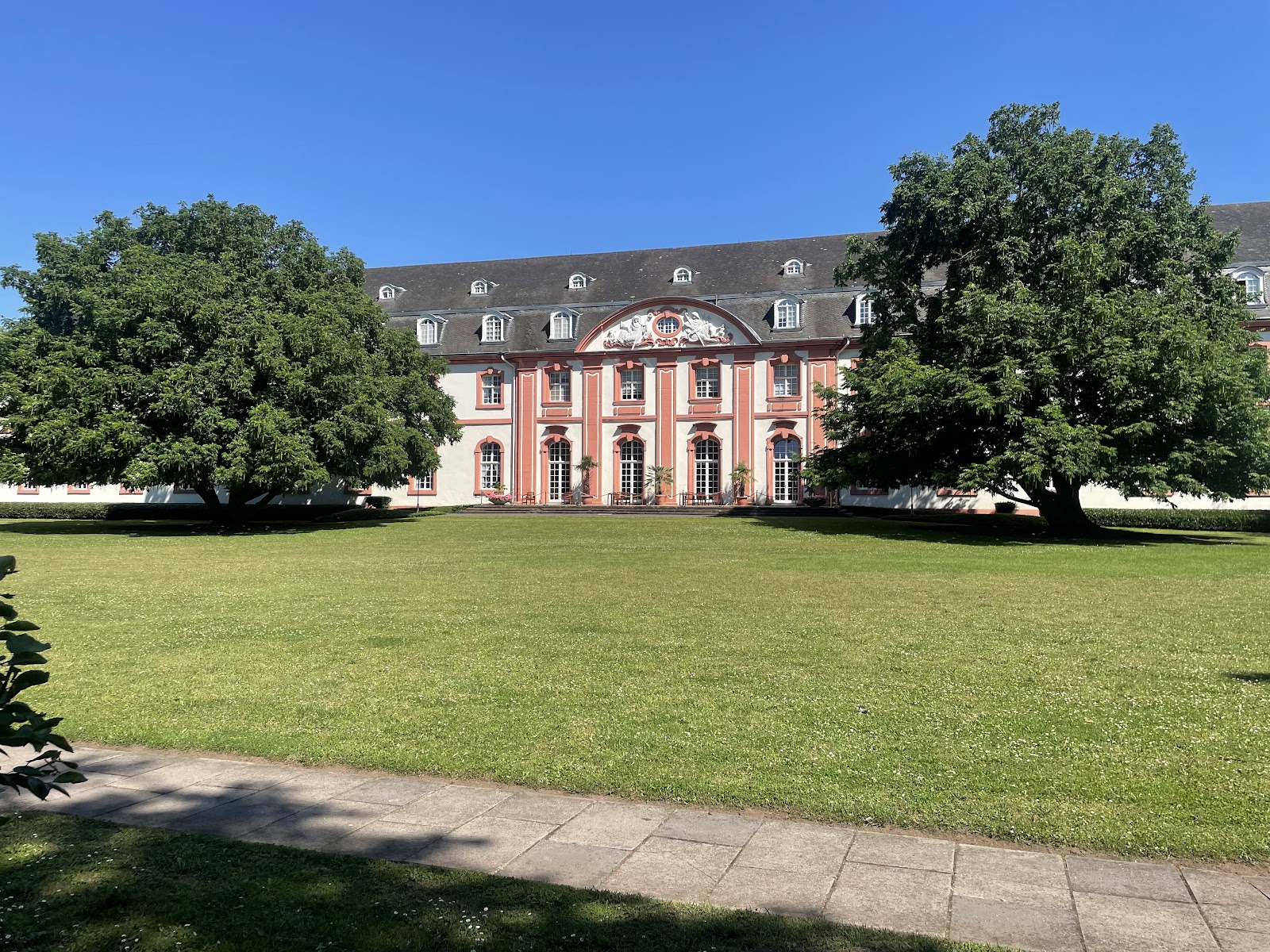 Weingut Vereinigte Hospitien photo 3