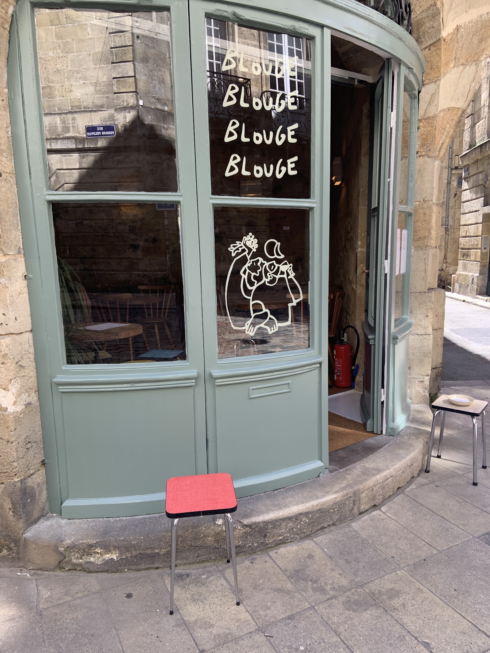 Blouge photo 1