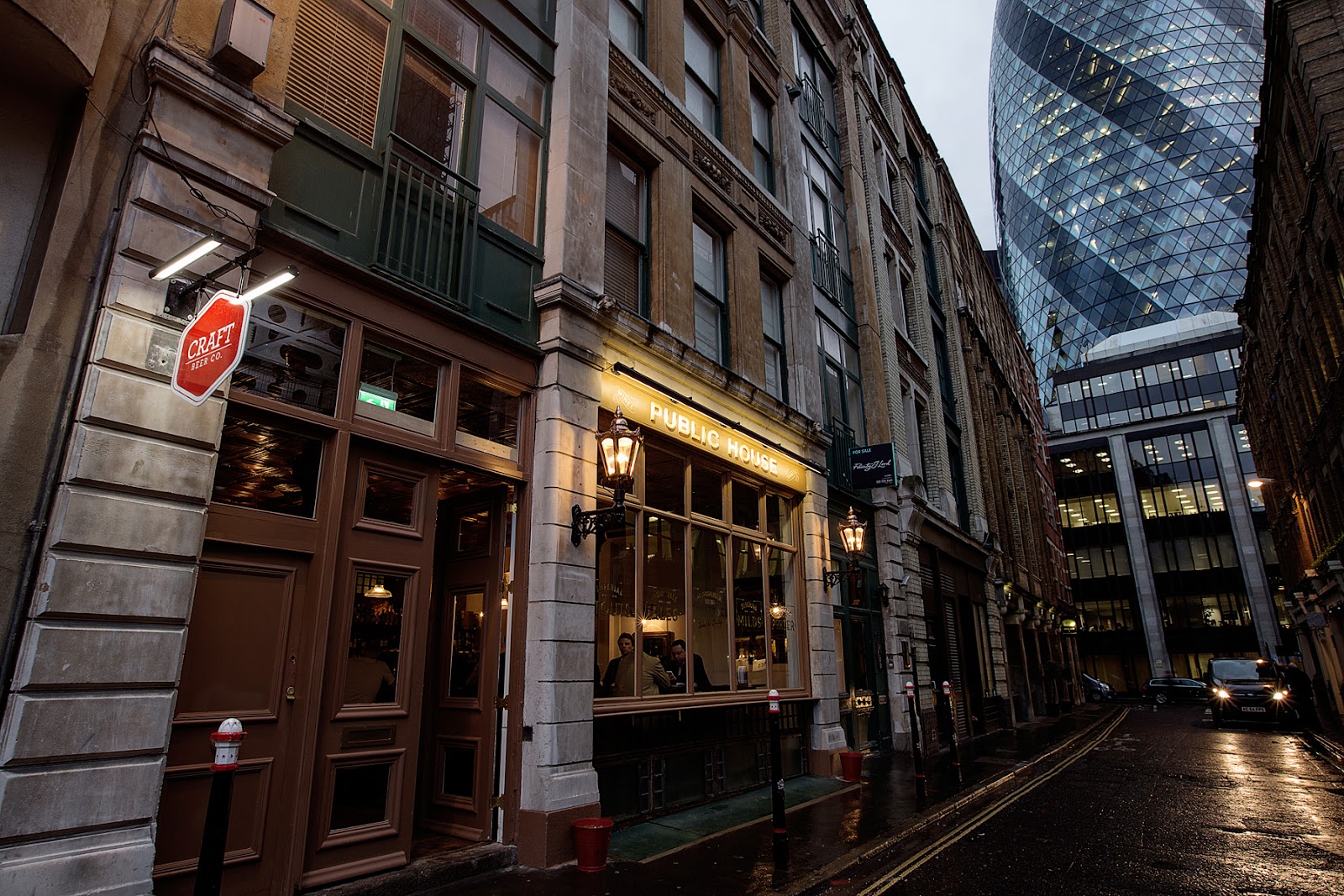 The Craft Beer Co. St Mary Axe photo 3