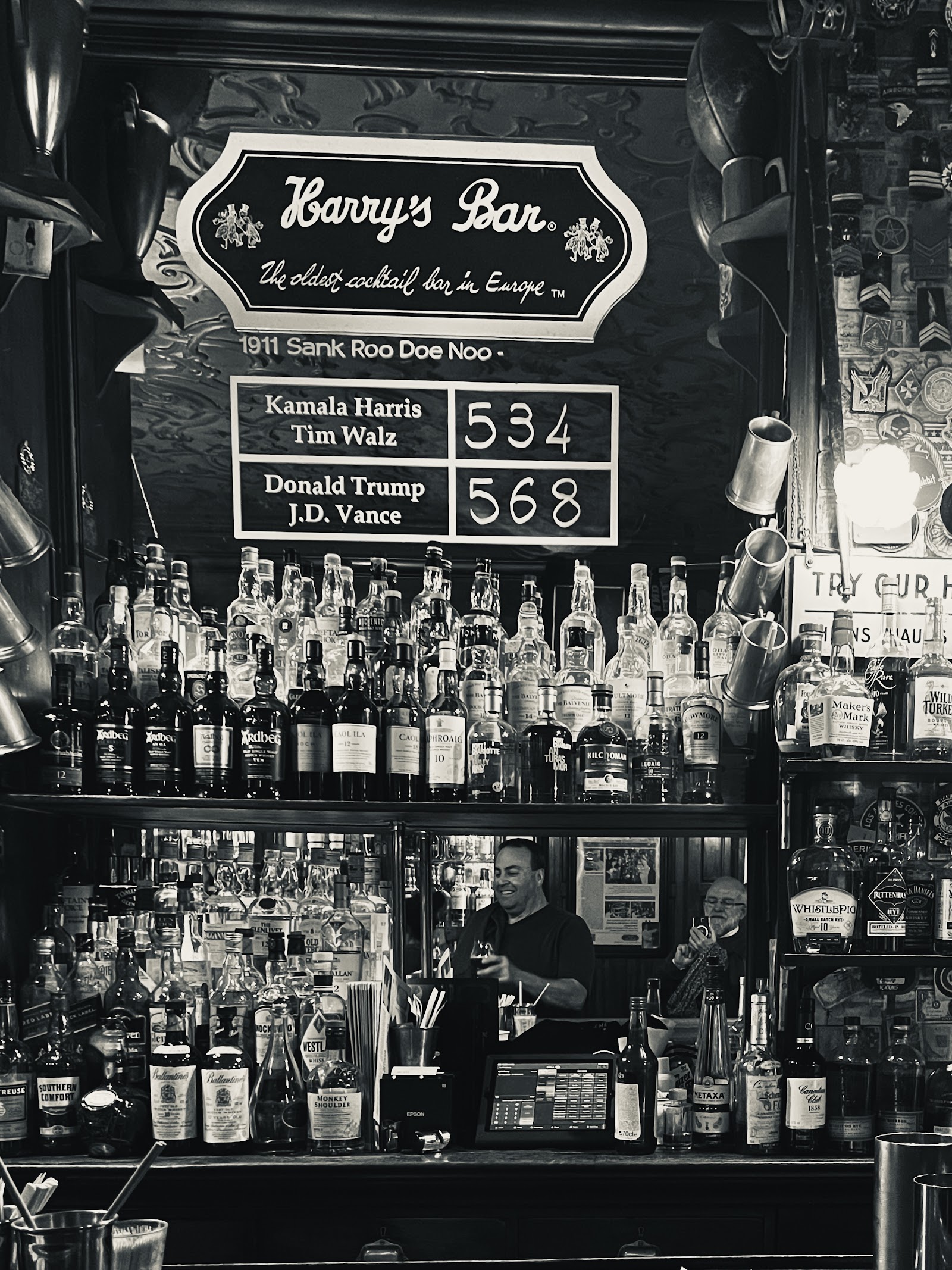 Harry's New York Bar photo 3