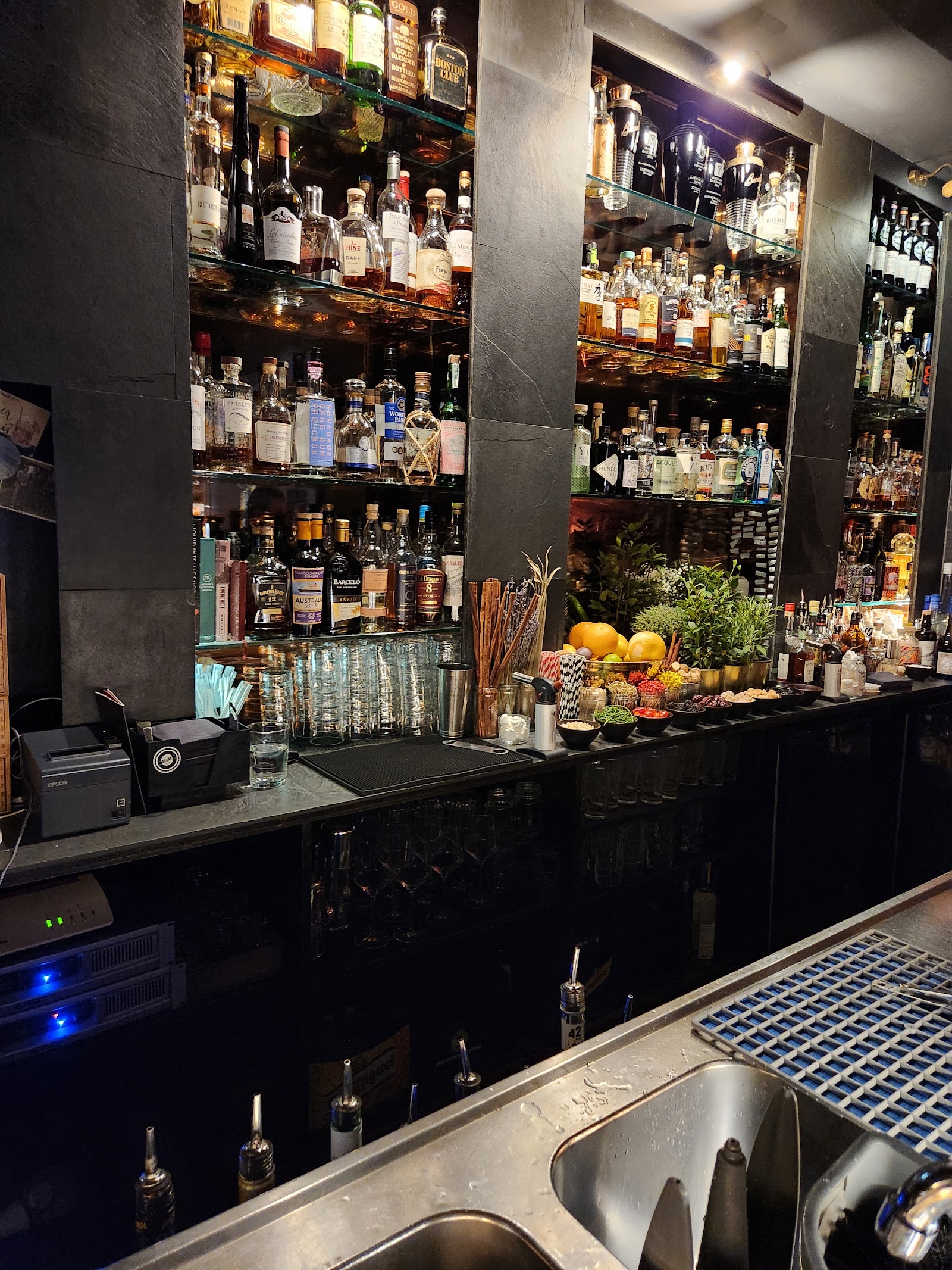 Zephyr Bar photo 3