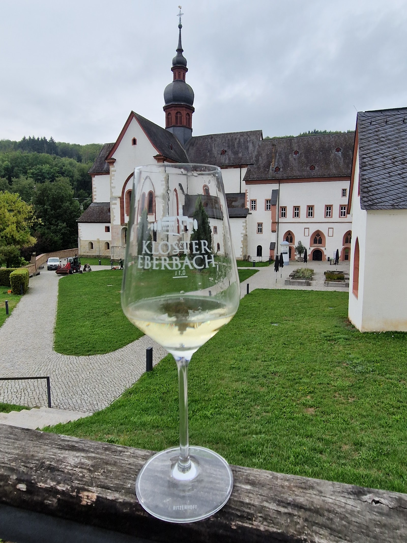 Weingut Kloster Eberbach photo 3