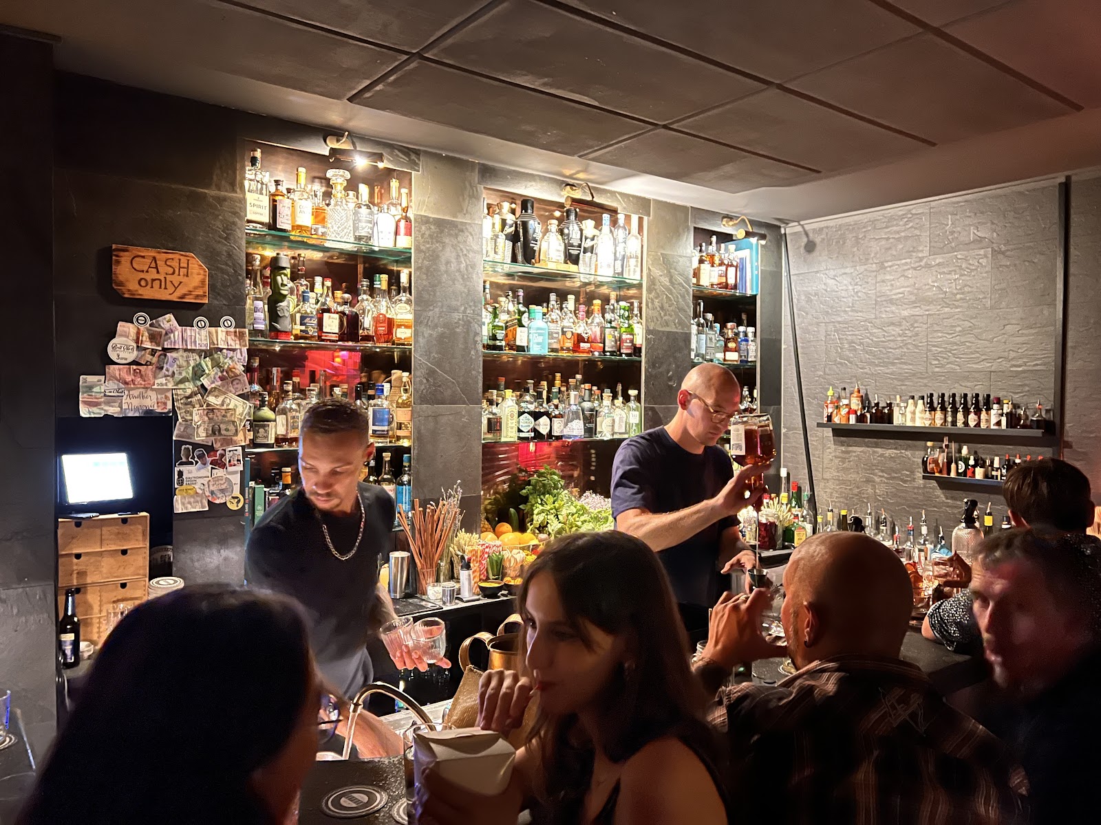 Zephyr Bar photo 1
