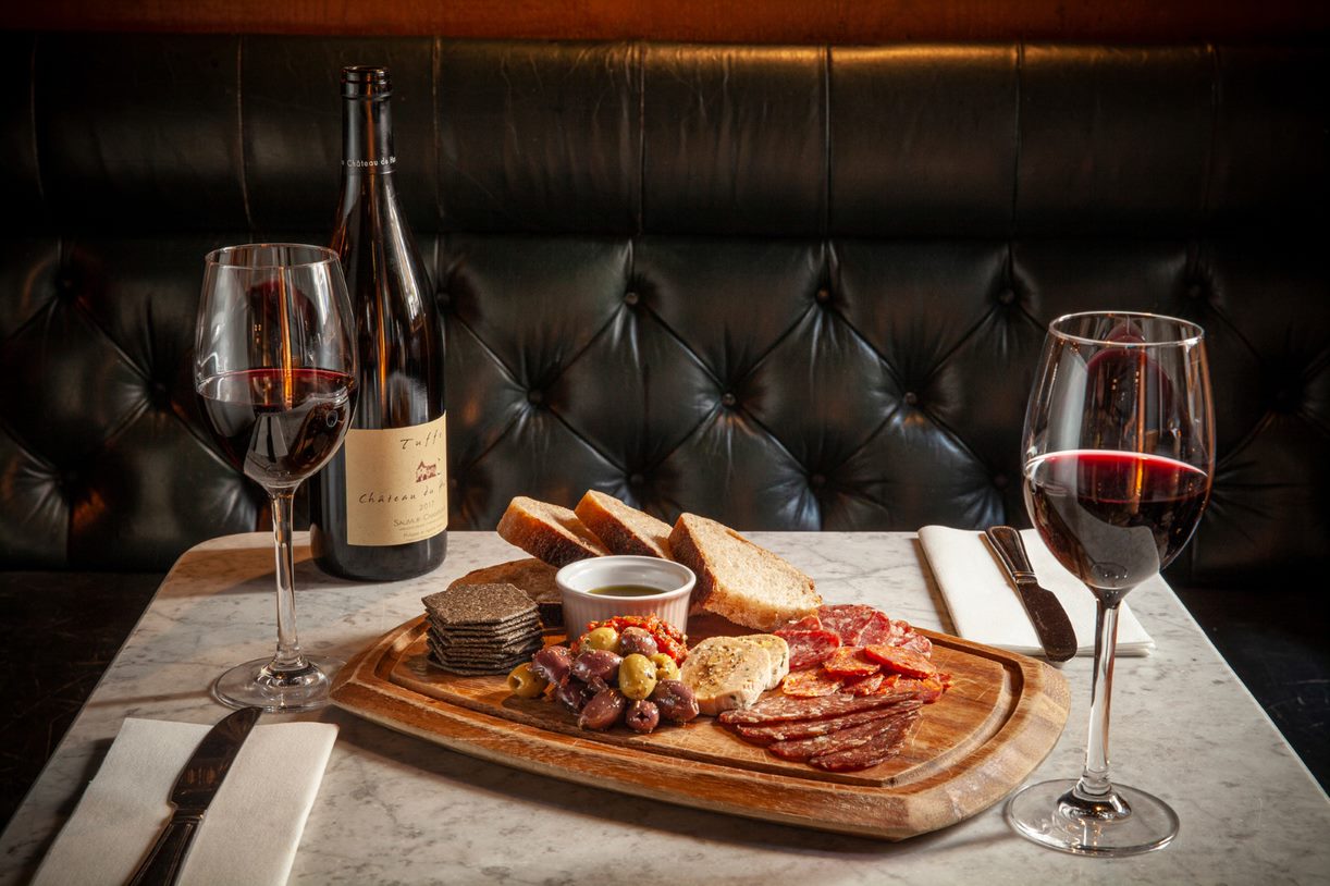 The Bon Vivant photo 2