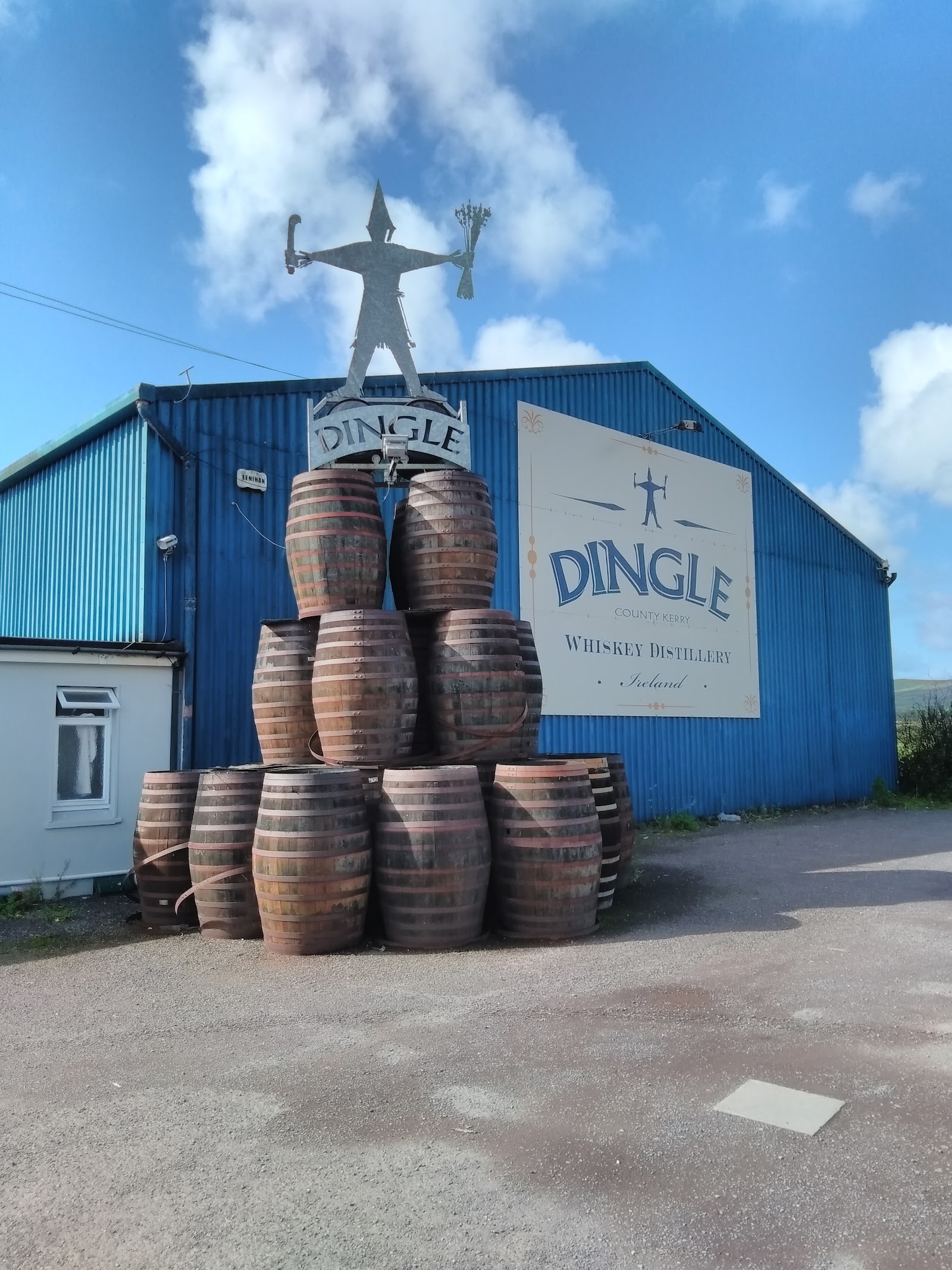 Dingle Distillery photo 2
