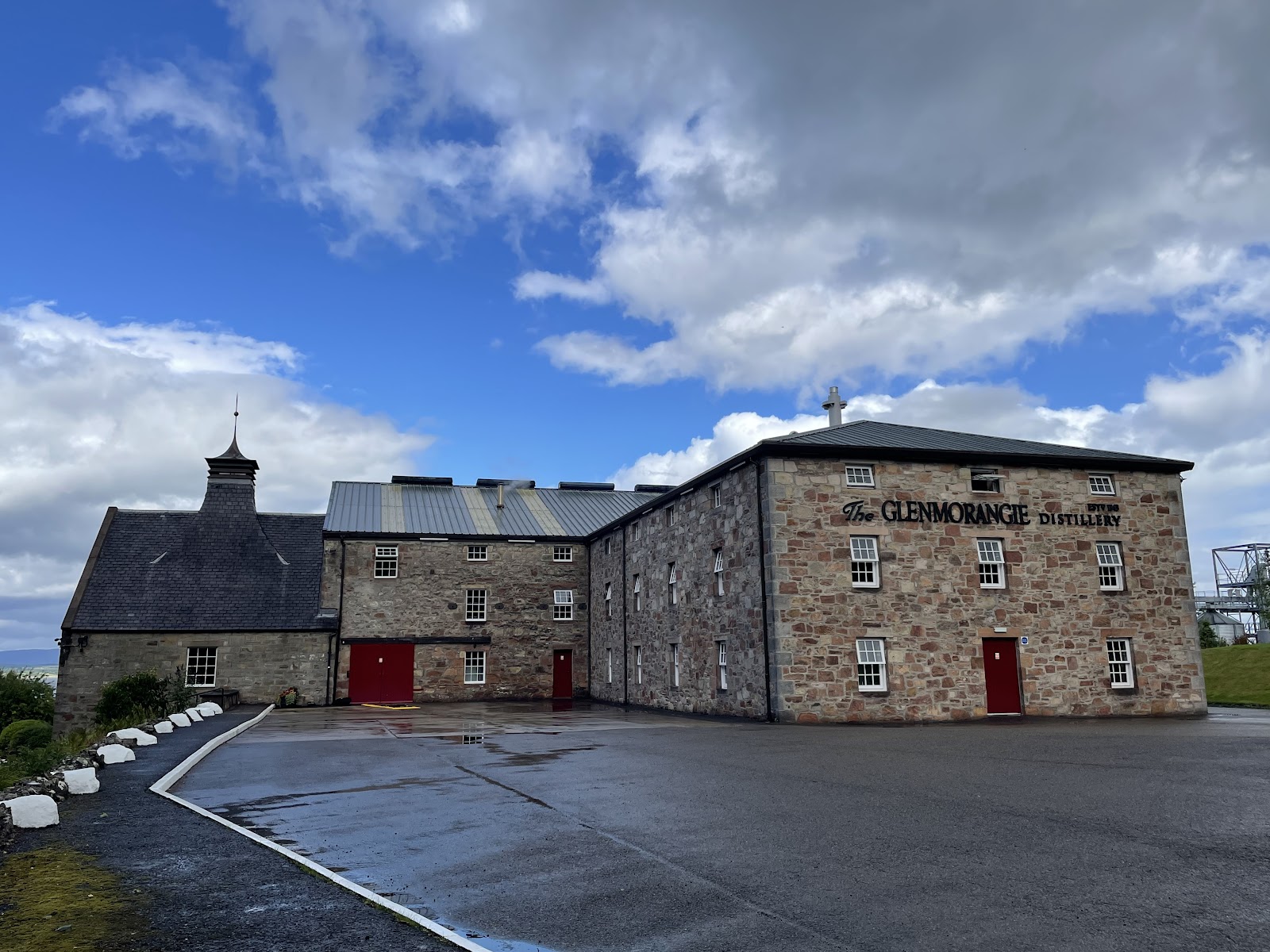 Glenmorangie Distillery photo 1