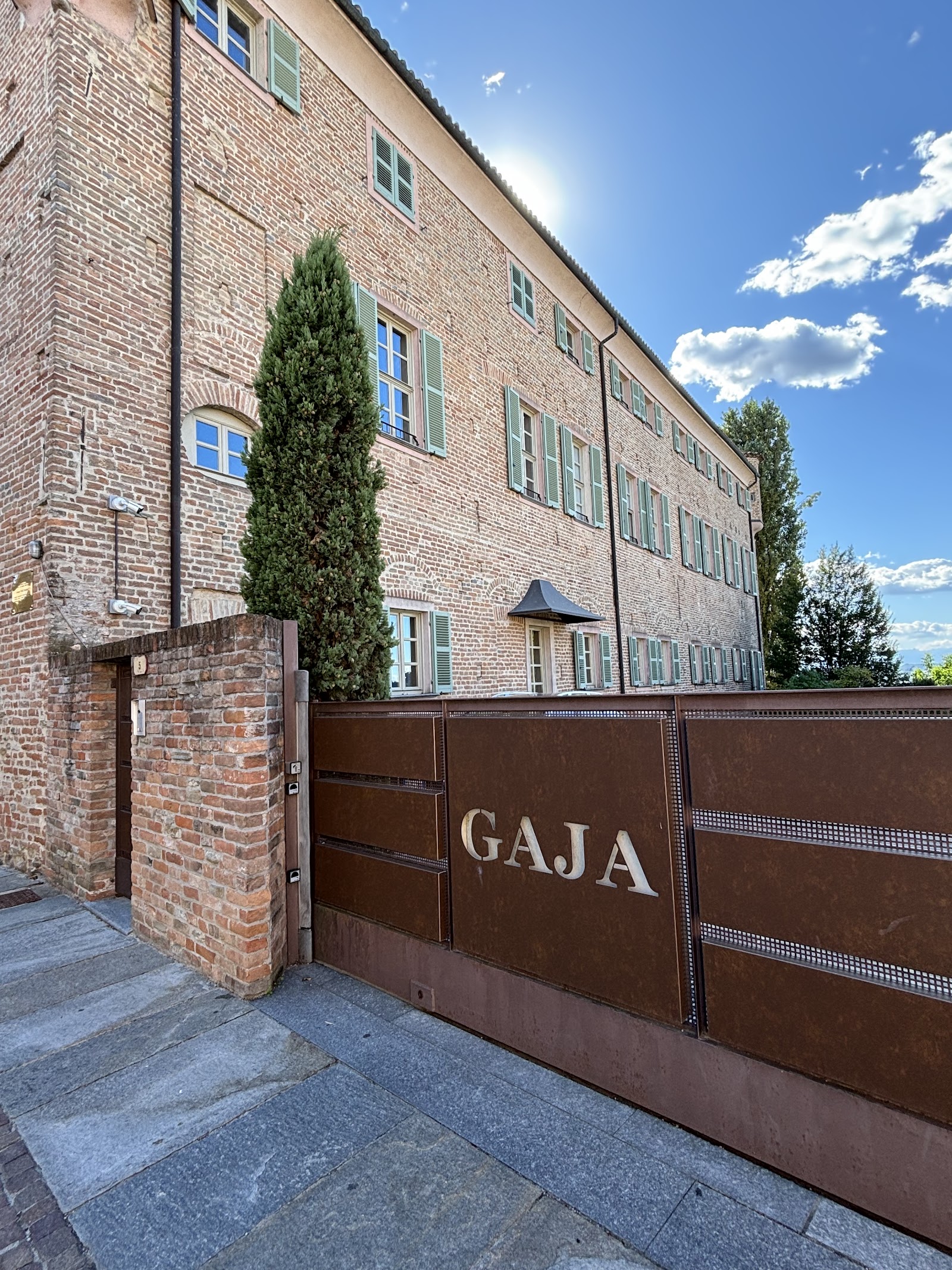 Gaja Barbaresco photo 1